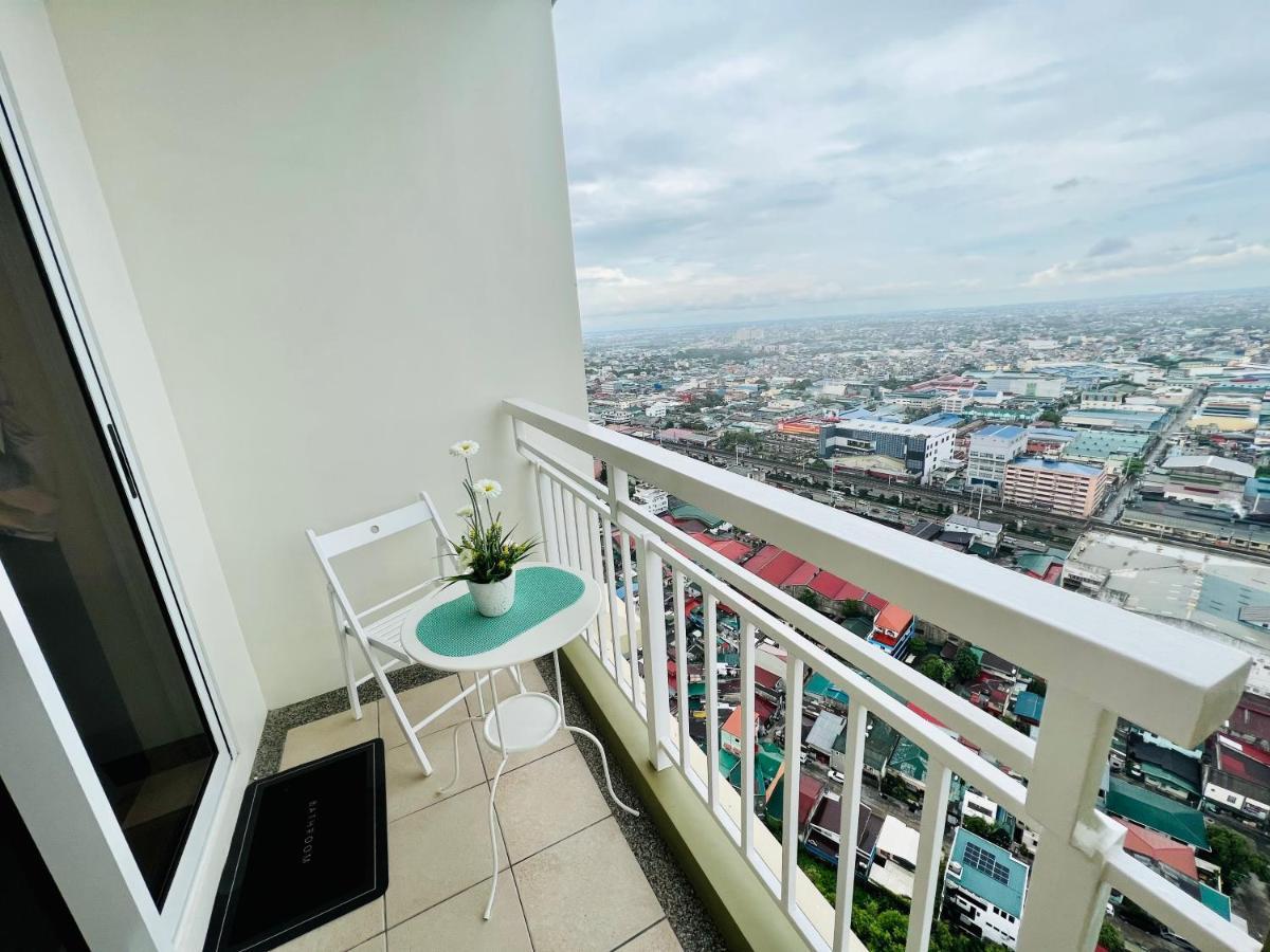 The Celandine By Dmci Homes Caloocan Εξωτερικό φωτογραφία